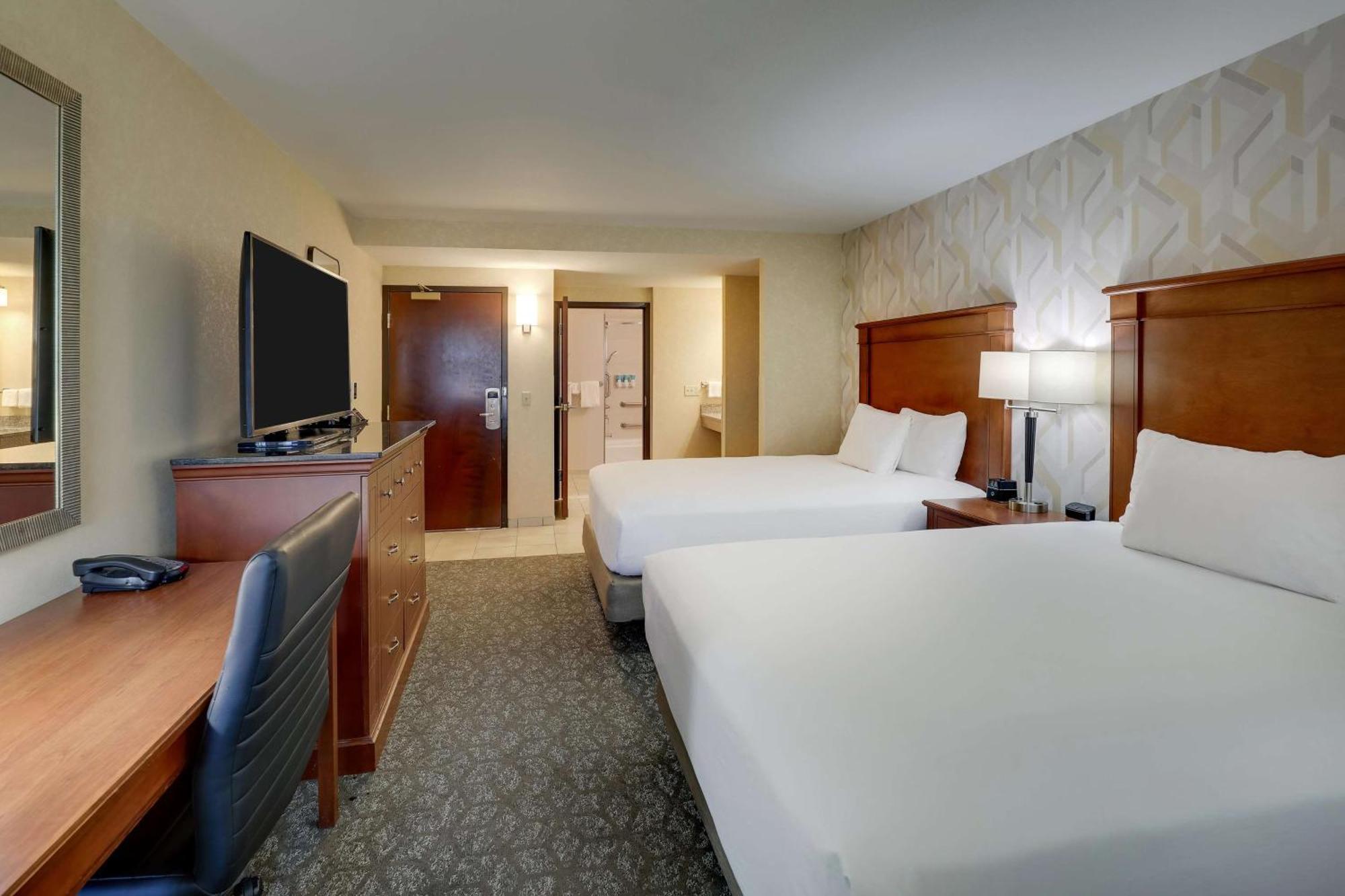 Drury Inn & Suites Charlotte University Place Eksteriør bilde